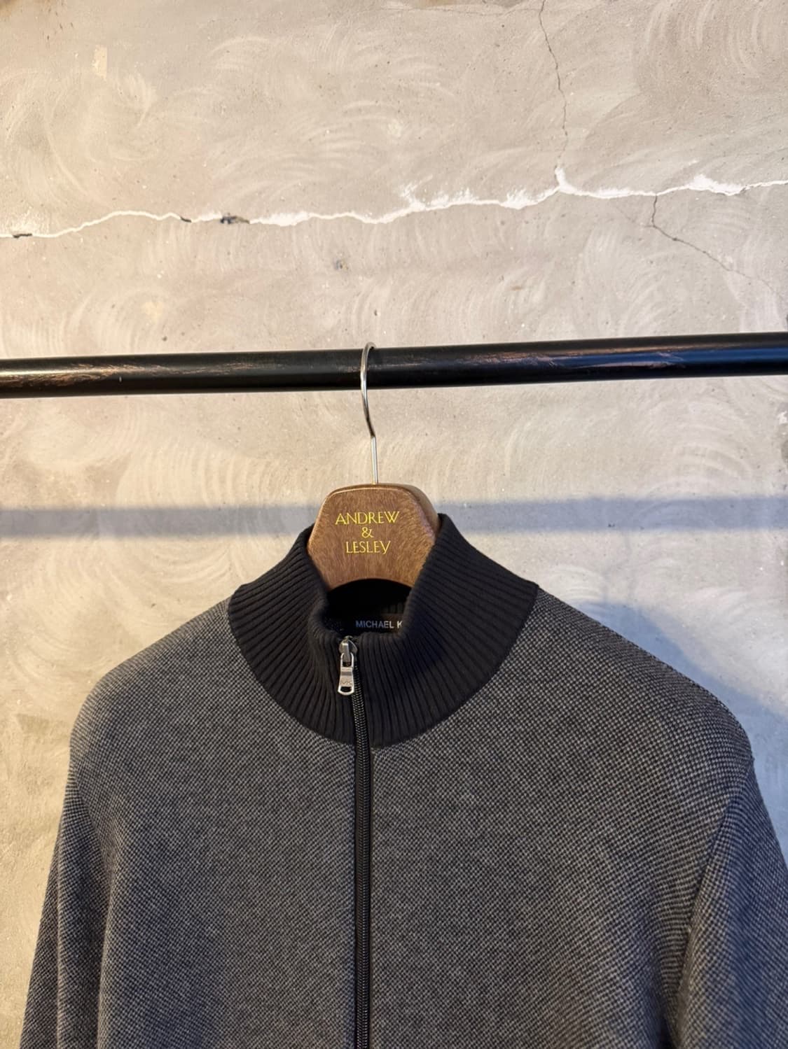 마이클 코어스 니트짚업 남성100 상품이미지2