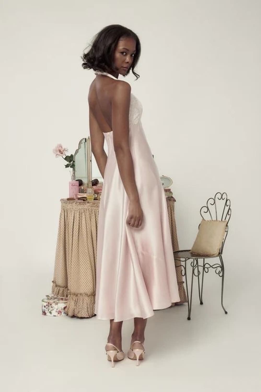 미러 팔레 핑크 레이스 홀터넥 실크 롱 원피스 셀프웨딩스냅브라이덜샤워 상품이미지3