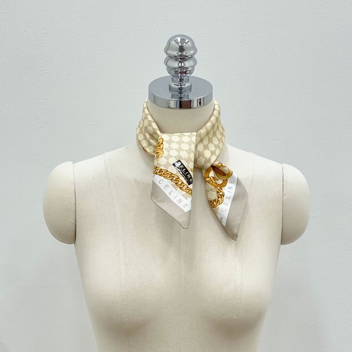(새상품) celine / 셀린느 쁘띠스카프 손수건 상품이미지6
