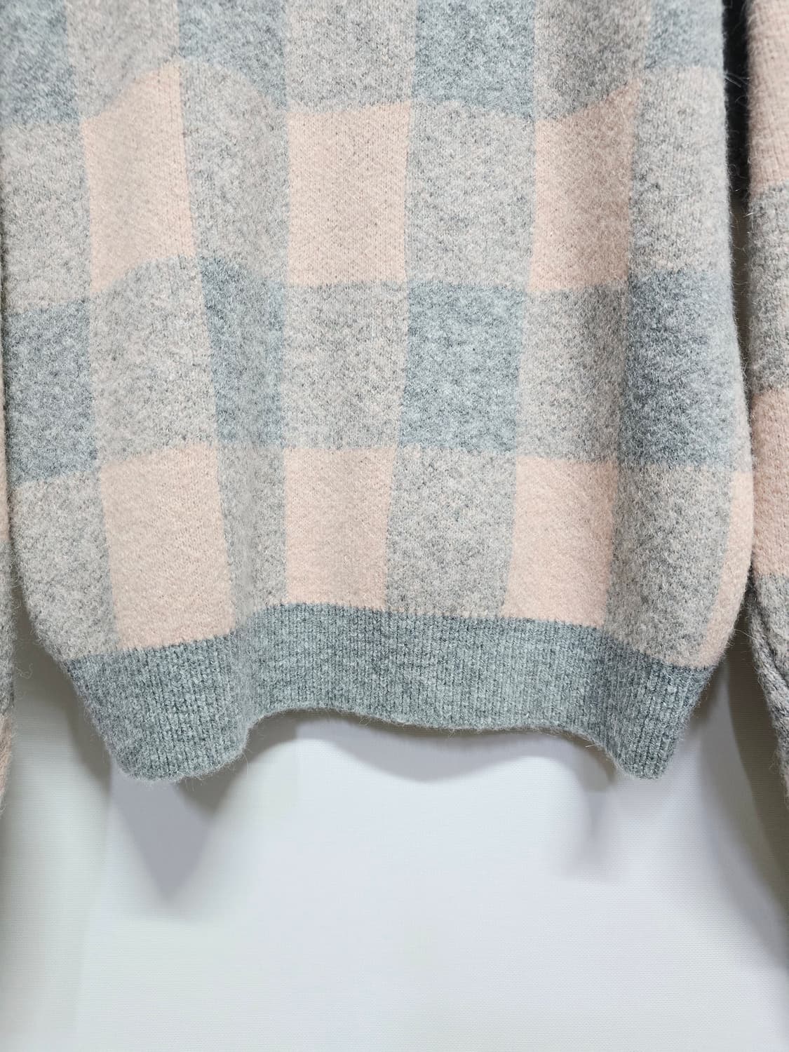 피플오브더월드 체크 패턴  양모혼방 풀오버니트 상품이미지6