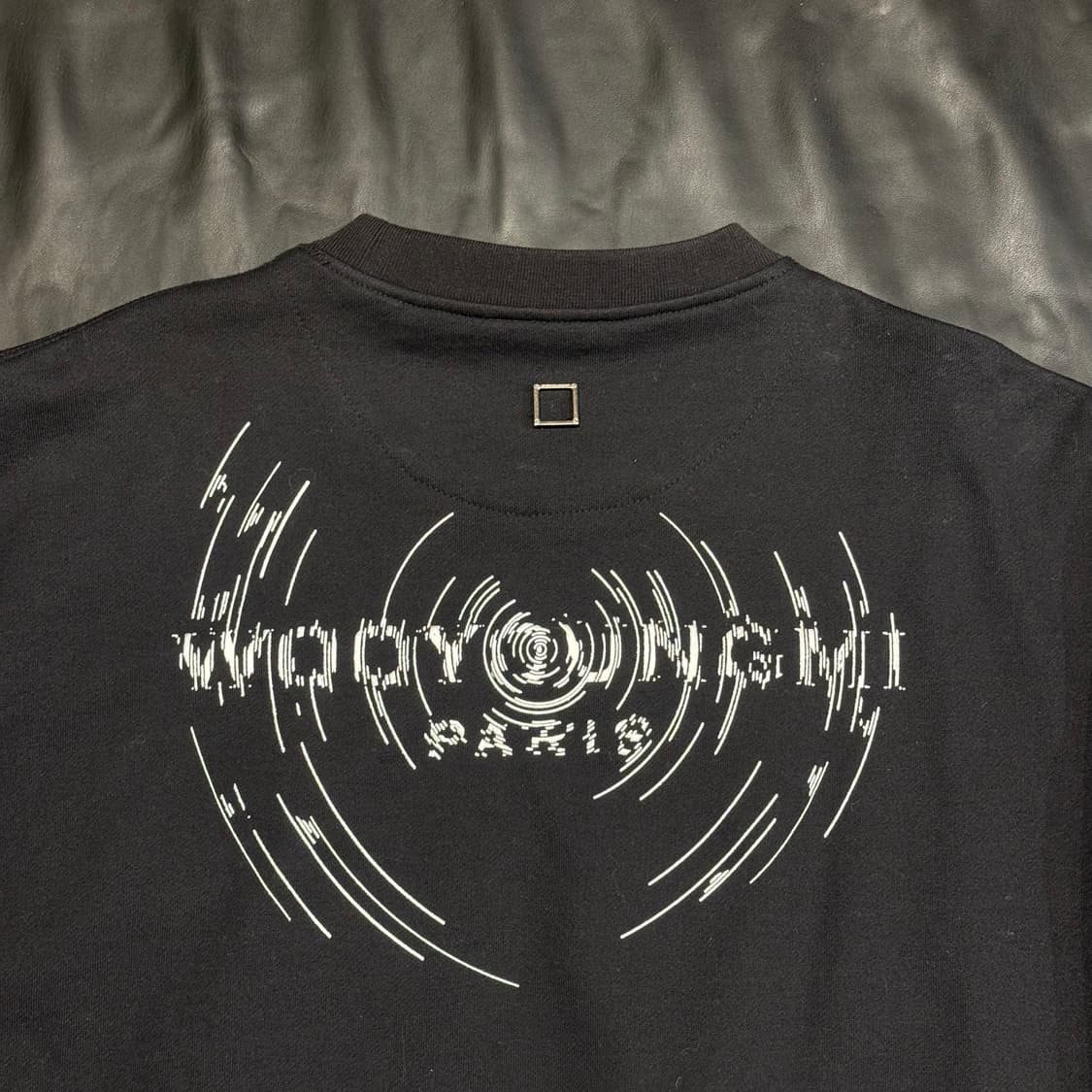 우영미 웨이브 그래픽 맨투맨 상품이미지4