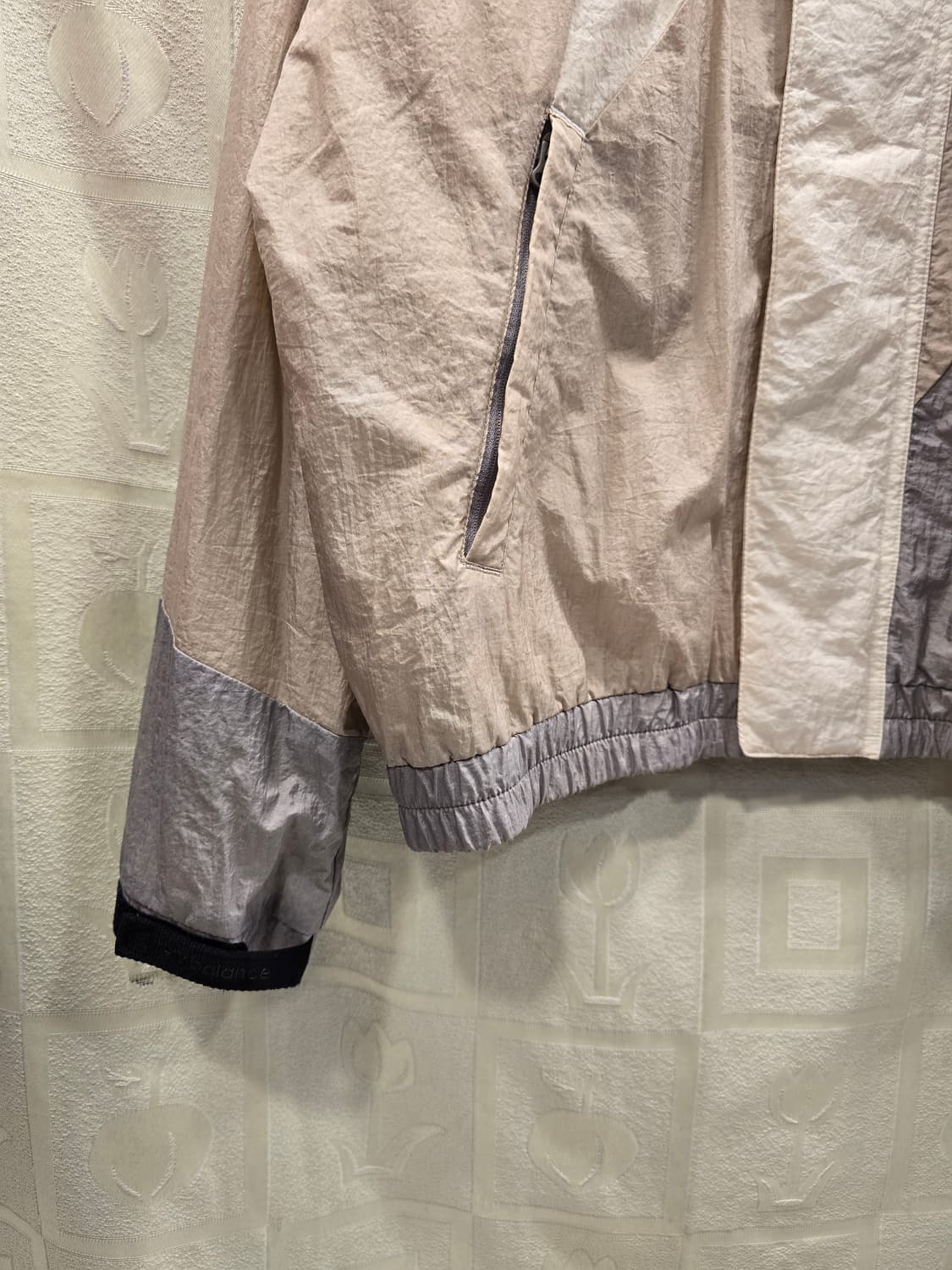 뉴발란스 배색 바람막이 자켓  M (95)~100 상품이미지4