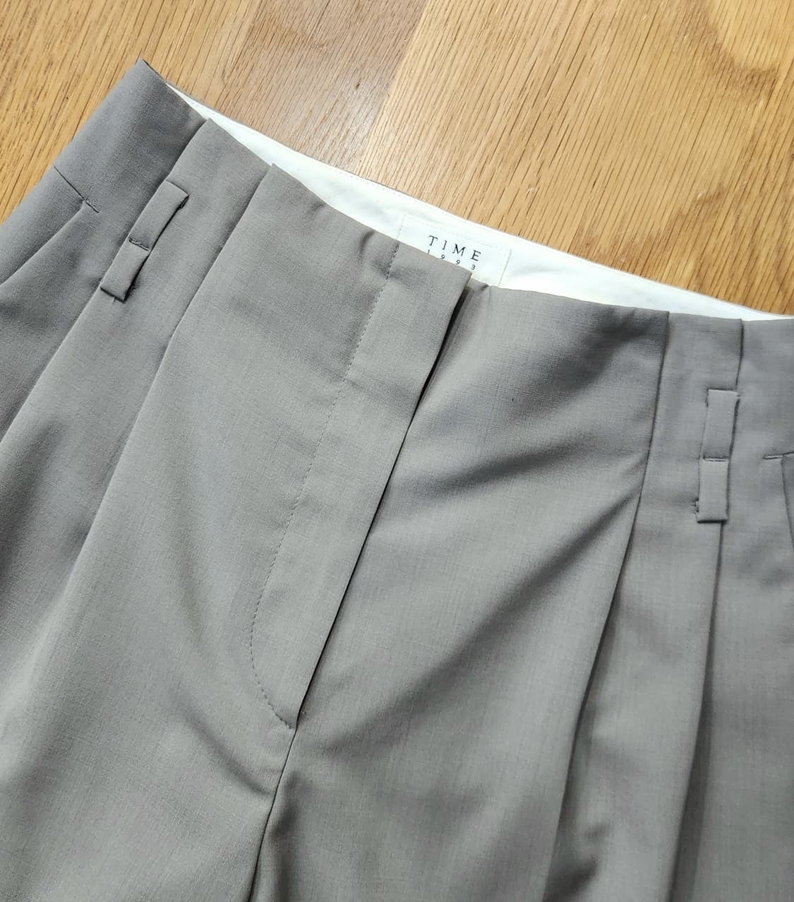 (새상품)한섬 타임 핀턱슬랙스 상품이미지4