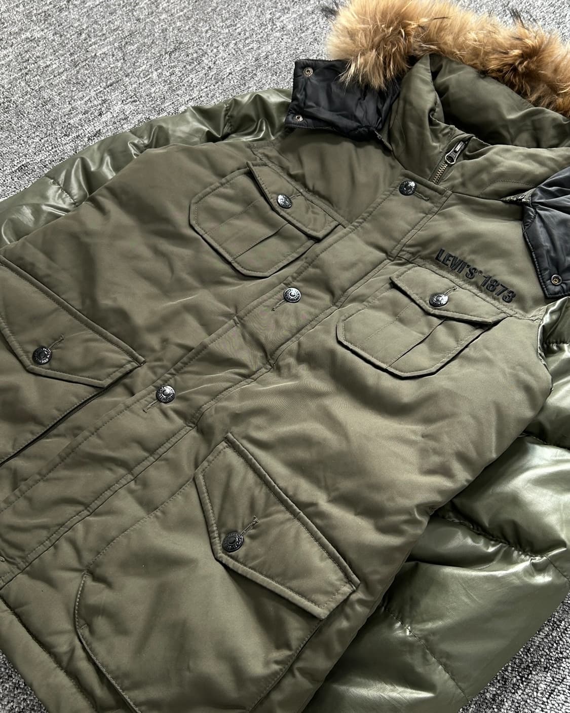 리바이스키즈 카키 패딩 점퍼  상품이미지2