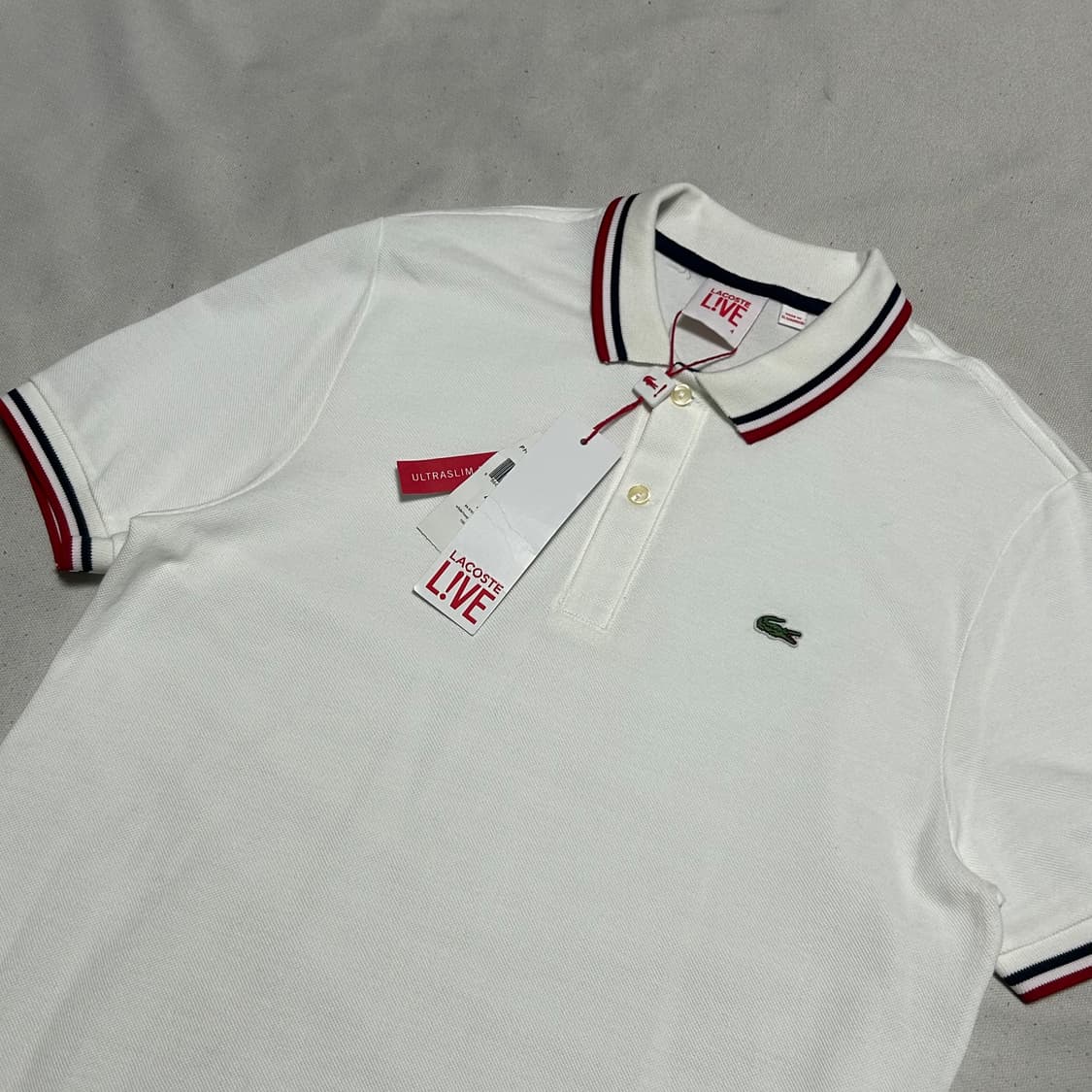 S 라코스테 화이트 카라 반팔티 상품이미지1