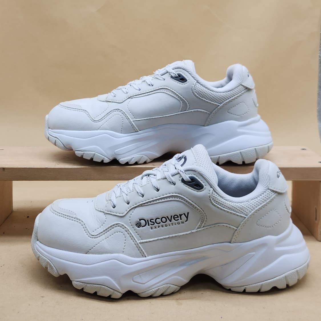 디스커버리 익스페디션 조거 플렉스 운동화 240 상품이미지1
