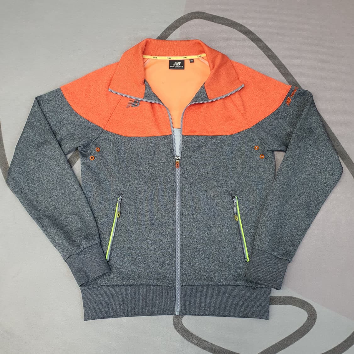 뉴발란스 간절기 집업자켓 공용95 상품이미지1