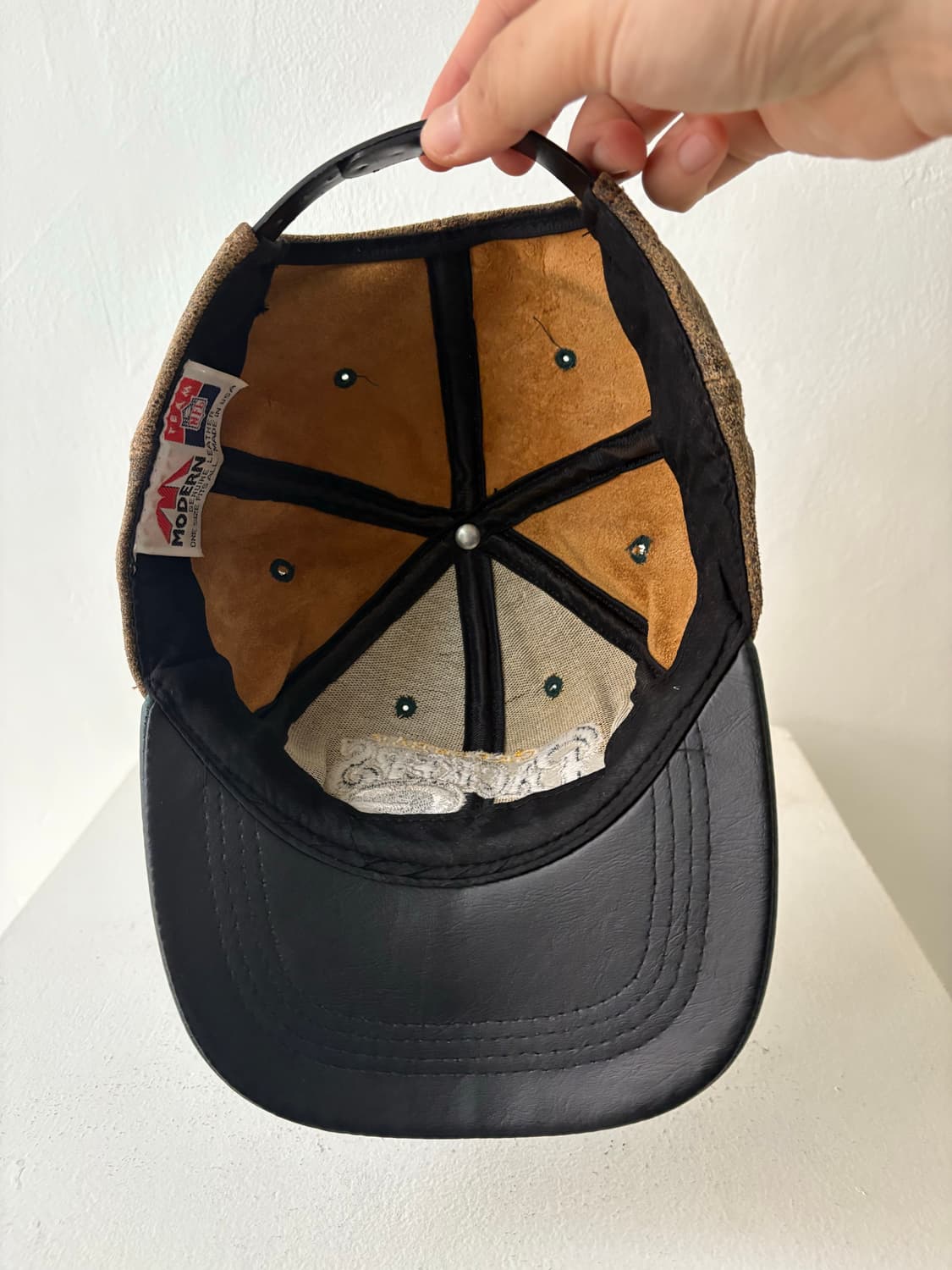 90's NFL Green Bay Pakers Leather cap 상품이미지5