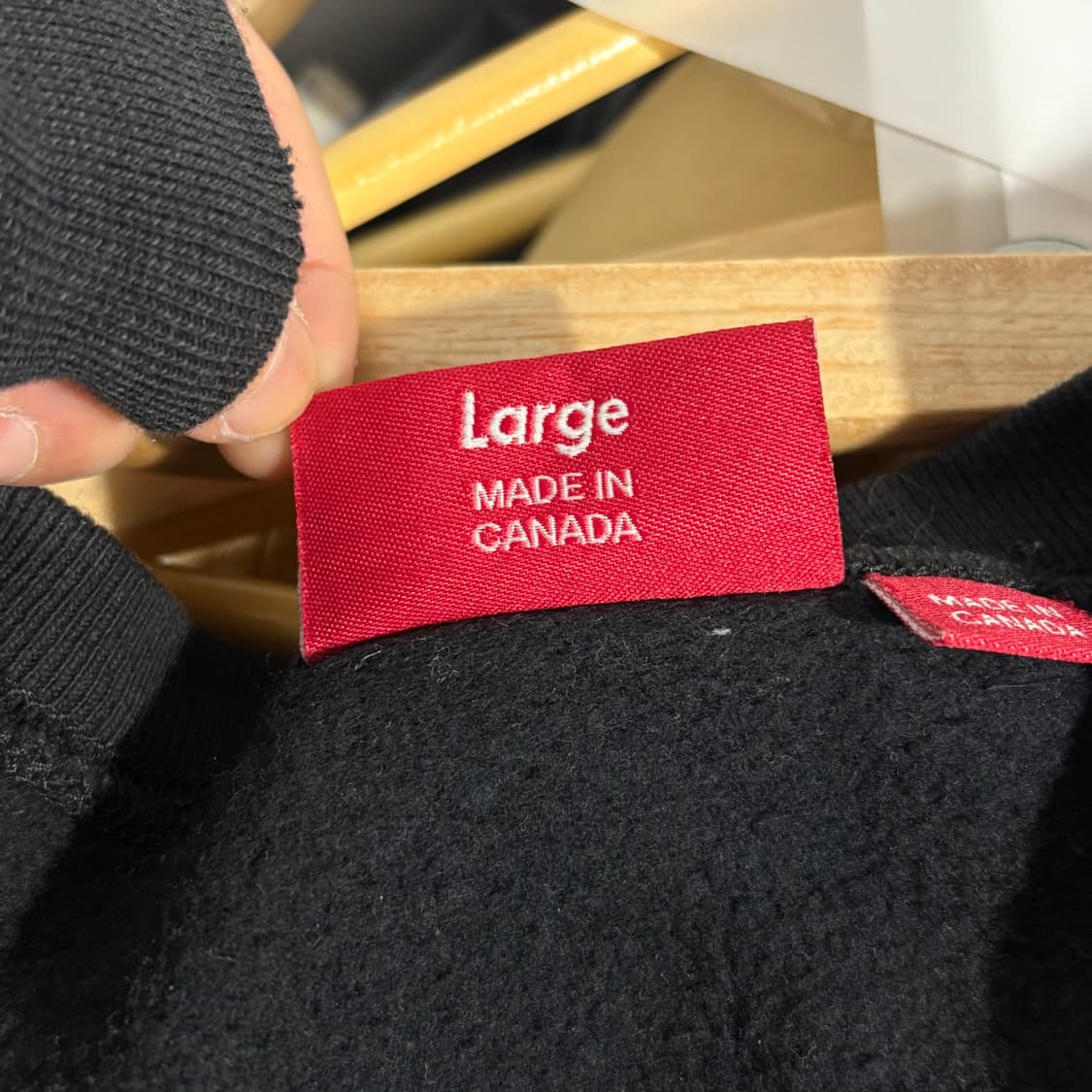 슈프림 로고 블랙 맨투맨 상품이미지2