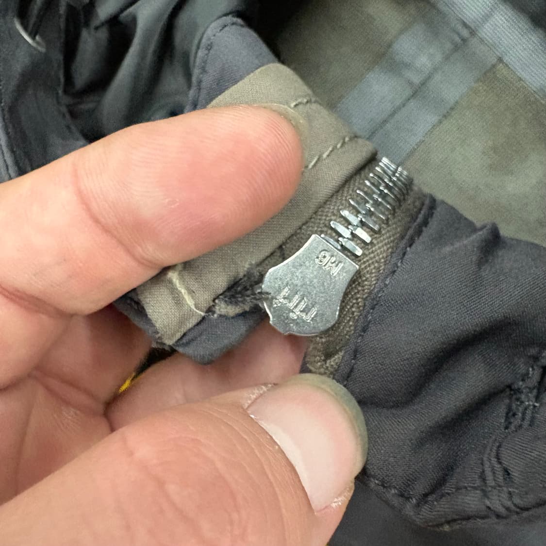 (100)프라다고어텍스바람막이 상품이미지4