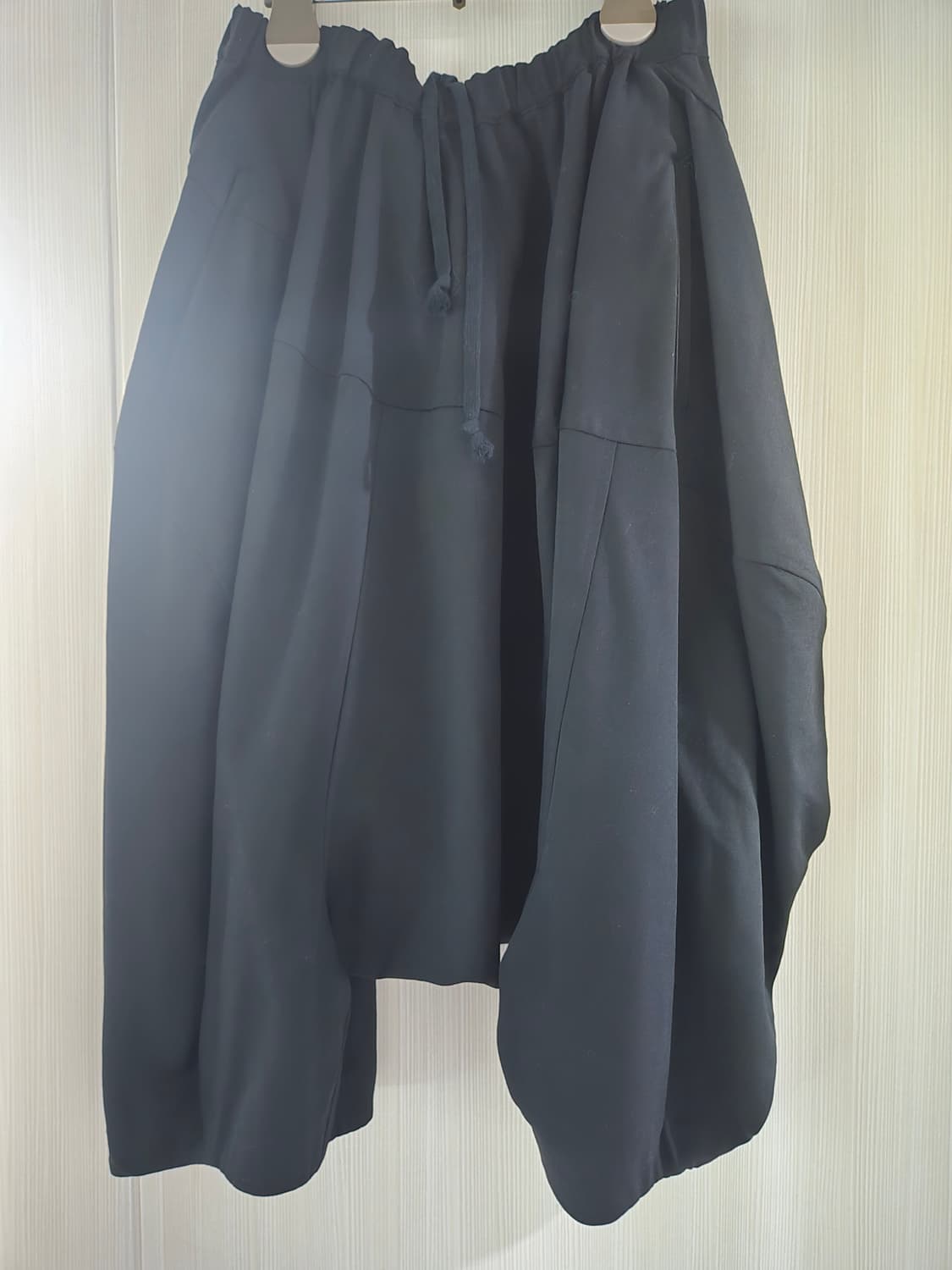 꼼데가르송 2022ss 사루엘 벌룬팬츠 S 상품이미지3