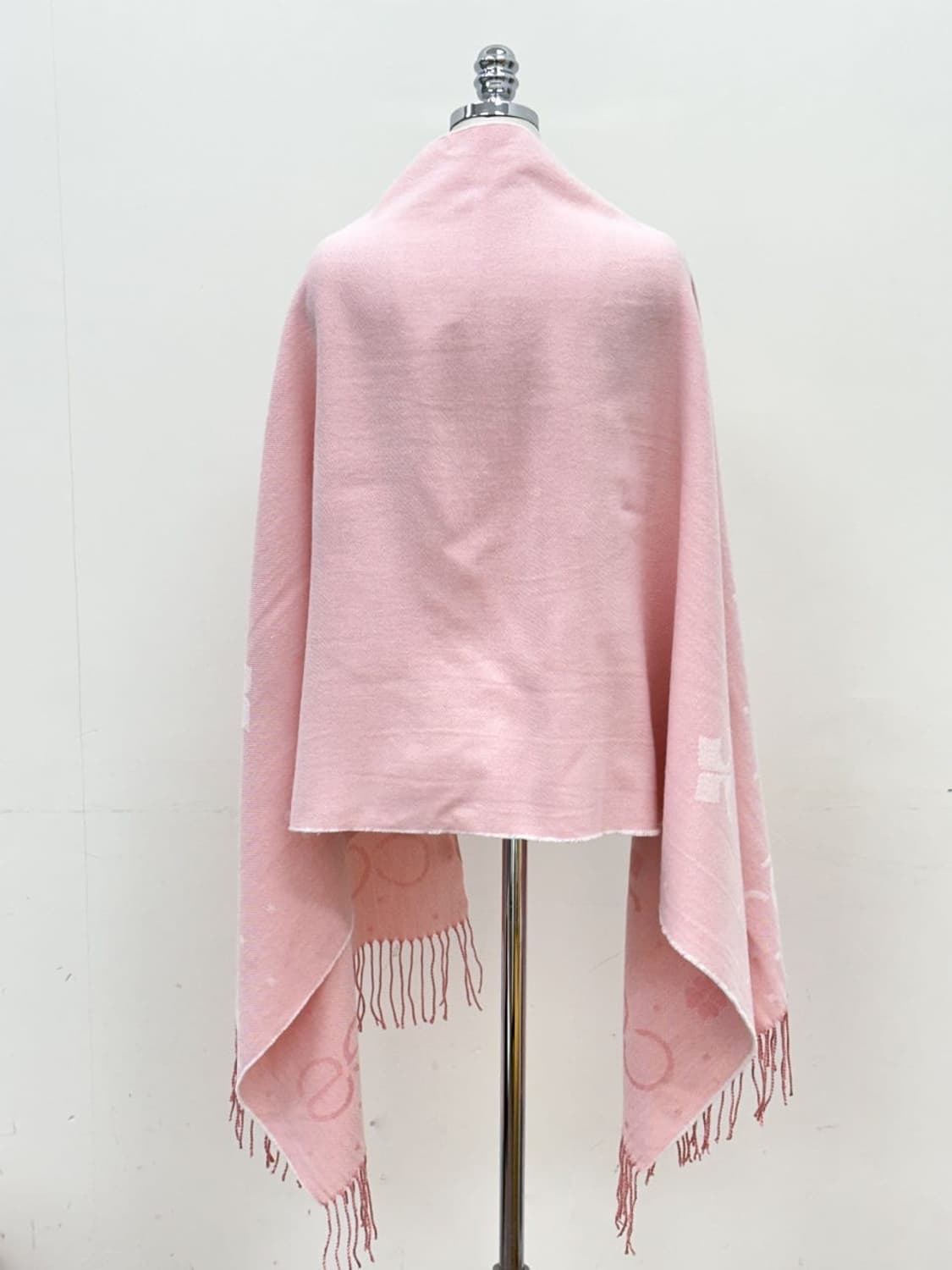 [새상품] courreges / 꾸레쥬 핑크 빅로고 머플러 상품이미지10