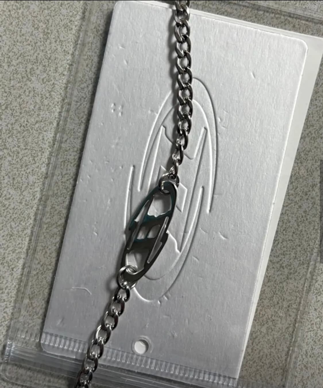 본투윈 B로고 목걸이 상품이미지2