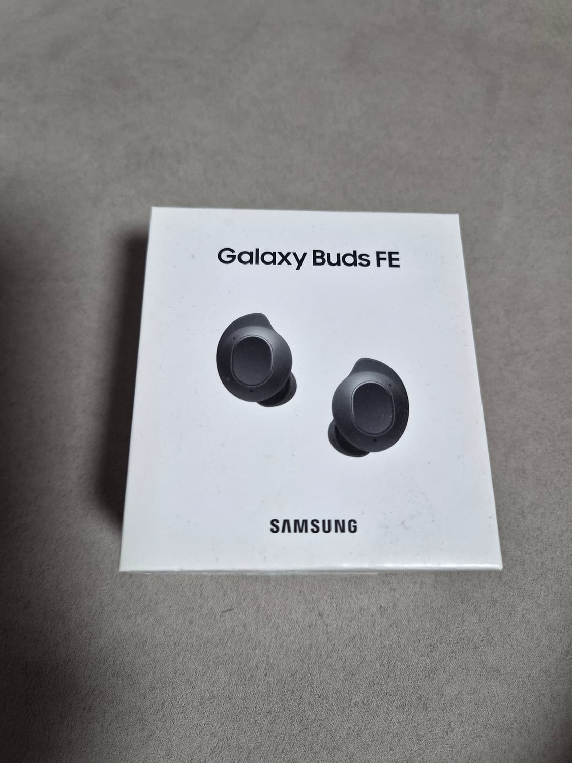 갤럭시 버즈FE 화이트 상품이미지1