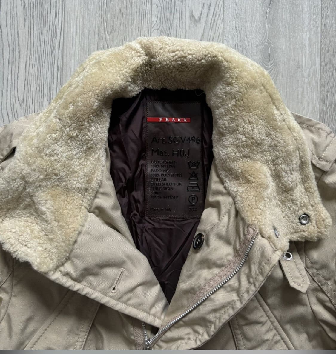 스포츠 프라다 나일론 퍼 카라 코트 상품이미지2