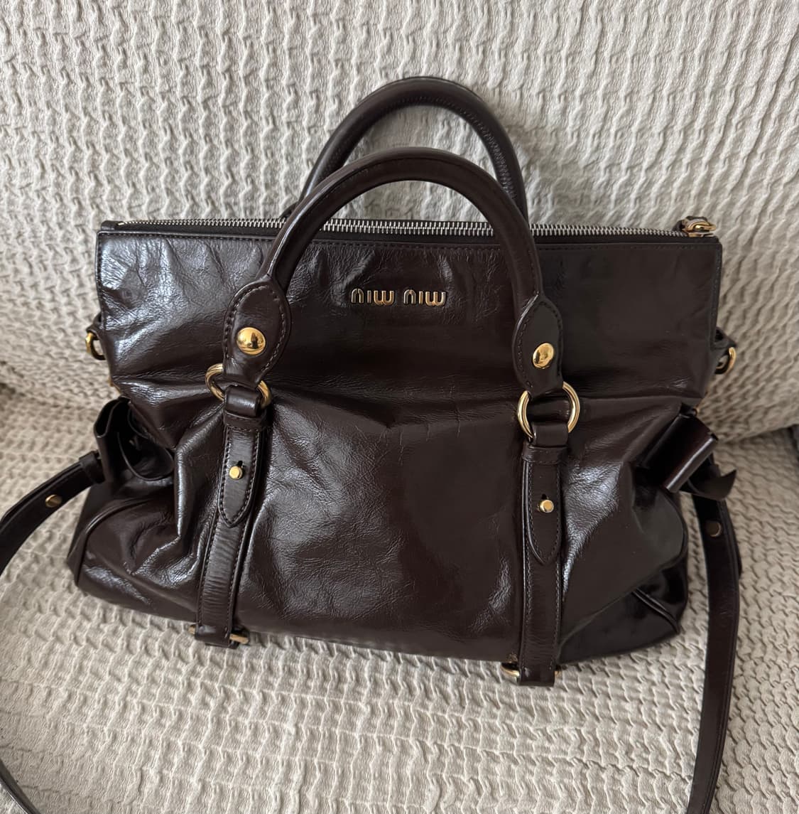 미우미우 비텔로 럭스 보우 사첼백 토트백 크로스백 상품이미지2