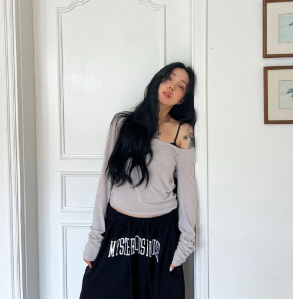 더미스테리어스호텔 린넨 스퀘어 탑 상품이미지3