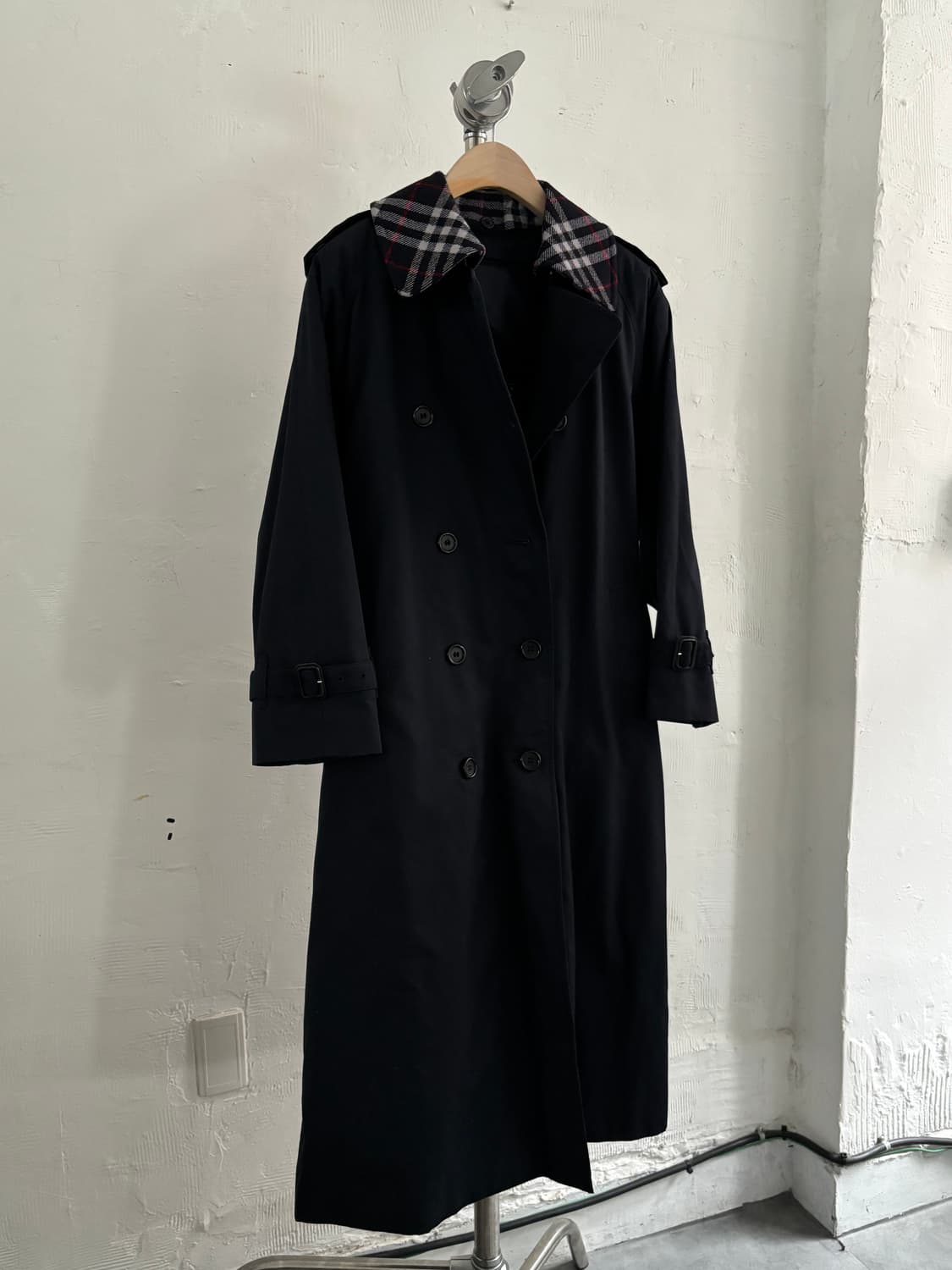 Burberry 버버리 더블카라 네이비 트렌치 코트 상품이미지3