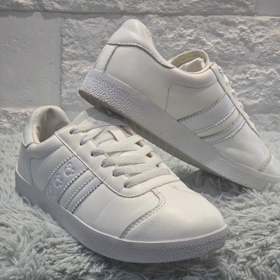 1q-9:미키 마우스 라인 화이트 스니커즈 (24cm)-거의새거 상품이미지7