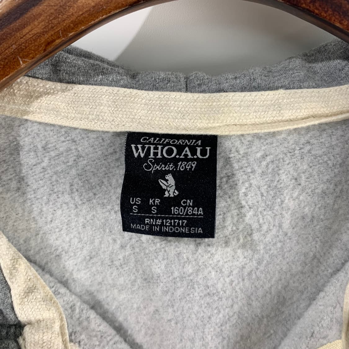 후아유 y2k 와투케 그레이 후드집업 상품이미지6