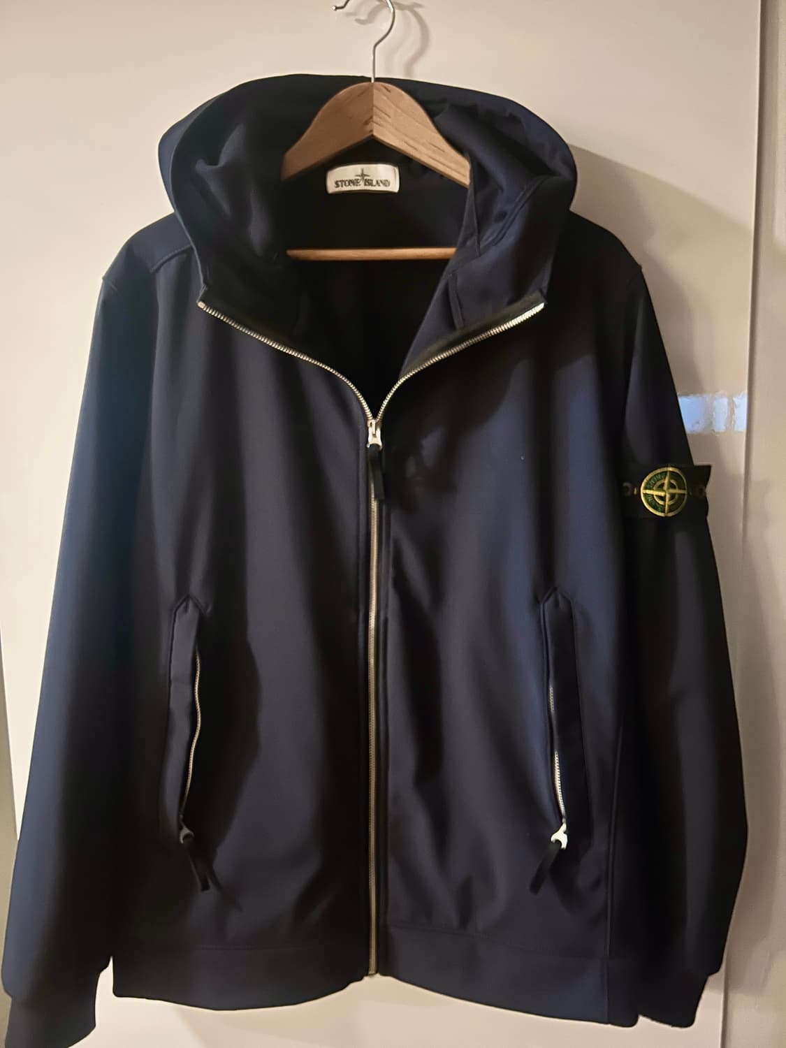 [정품] 스톤아일랜드 라이트 소프트쉘 상품이미지1