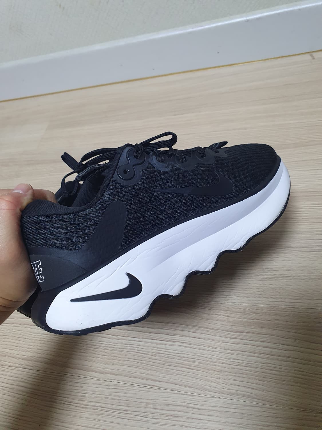 나이키 모티바 운동화 255 상품이미지6