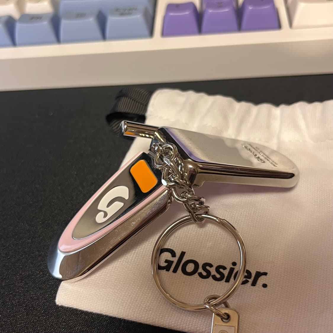 글로시에 핸드폰 키링 상품이미지3