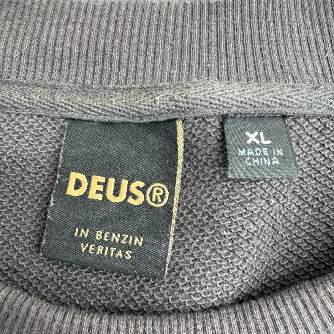 데우스 맨투맨  상품이미지6