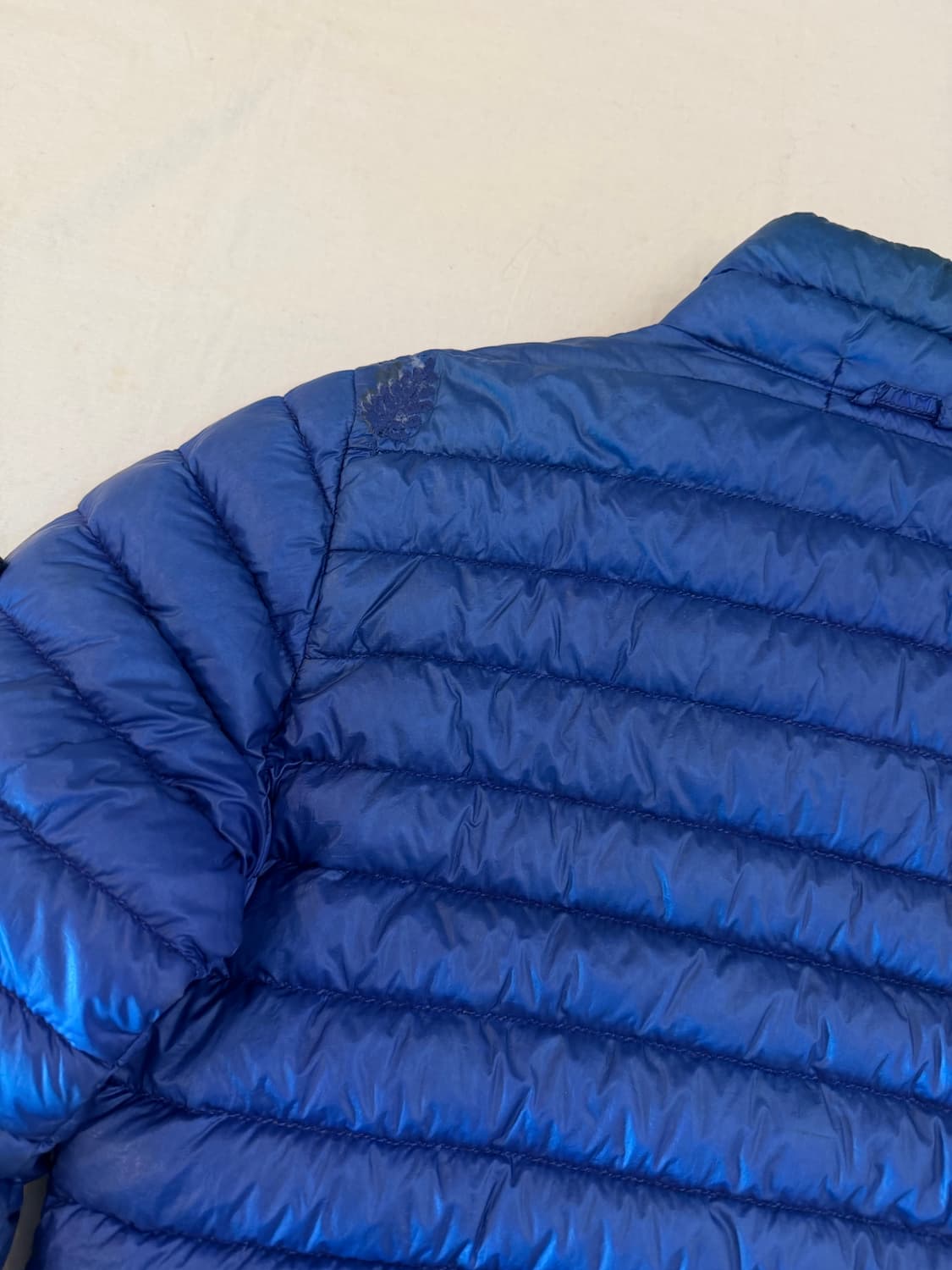 13FW 스톤아일랜드 가먼트 다이드 구스다운 경량패딩 블루 상품이미지5