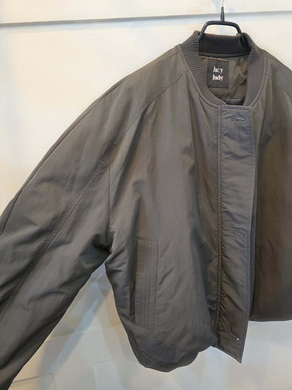 쥬시쥬디 카키색 MA-1항공점퍼 상품이미지3