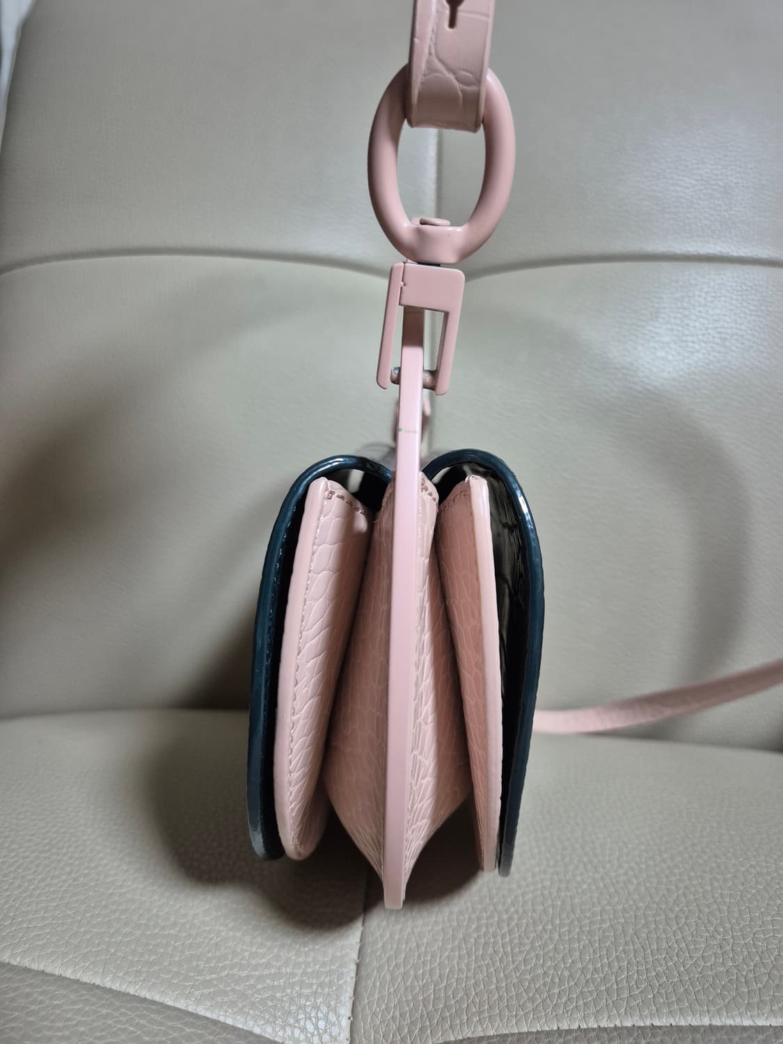 찰스앤키스 서클 크로스백 상품이미지5