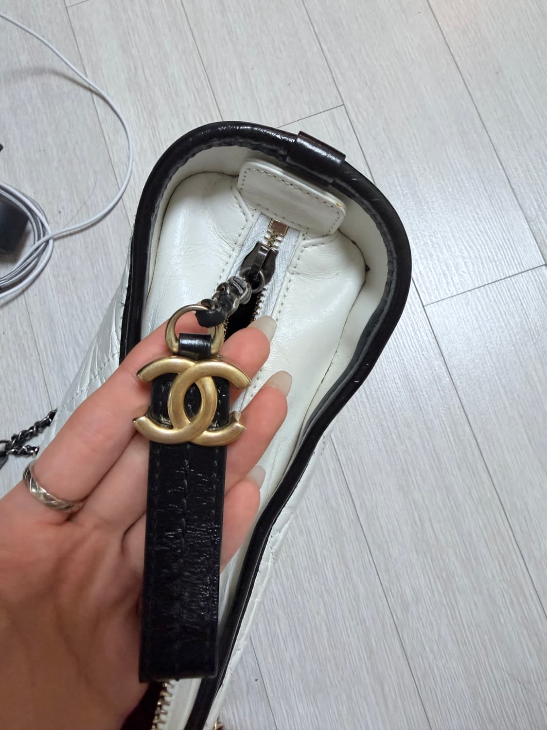 샤넬 가브리엘 호보백 미디움 상품이미지5