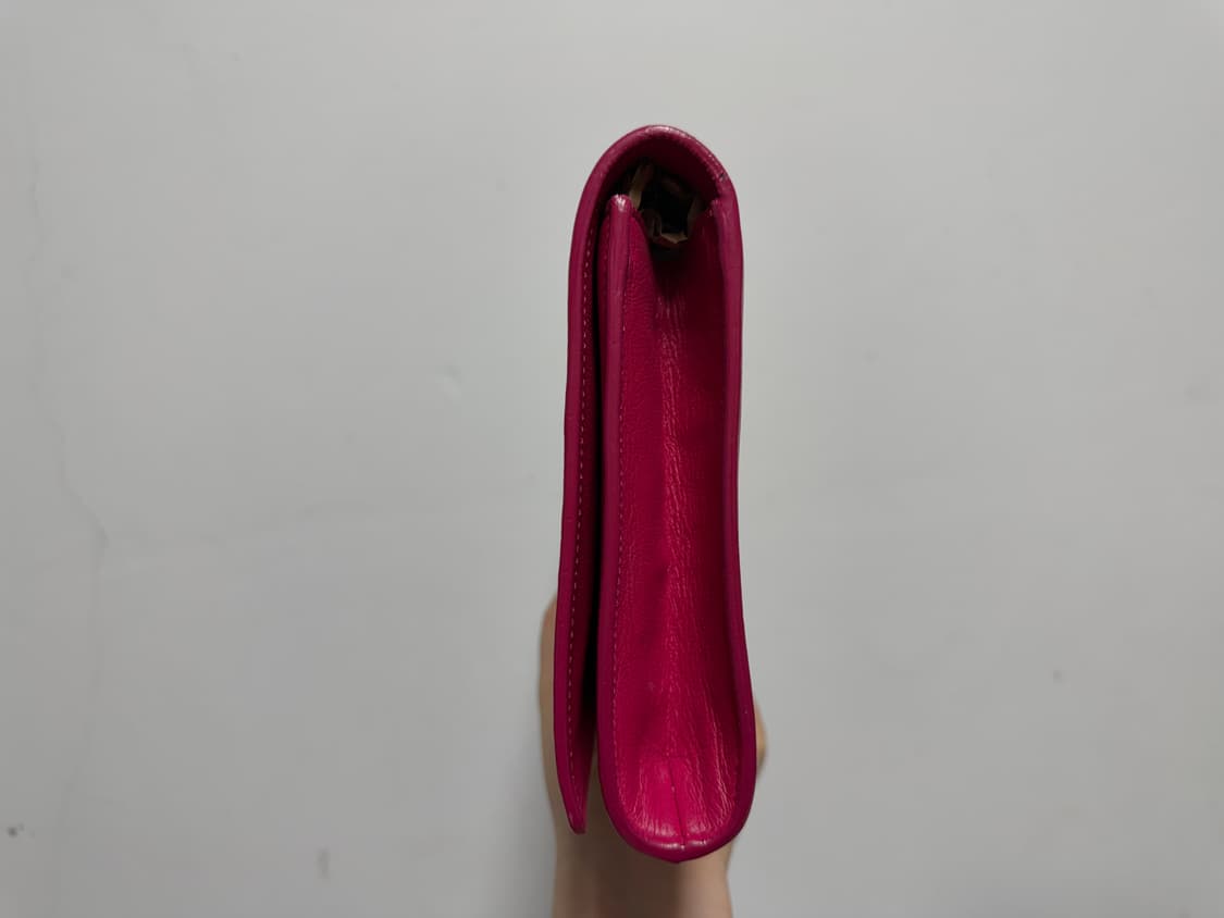 [정품] 입생로랑 핫핑크 클러치 상품이미지4