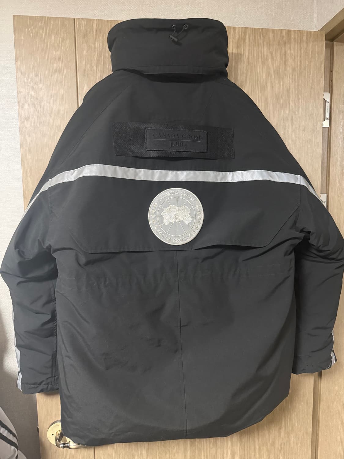 준지 캐나다구스 레졸루트 패딩 xs 상품이미지2