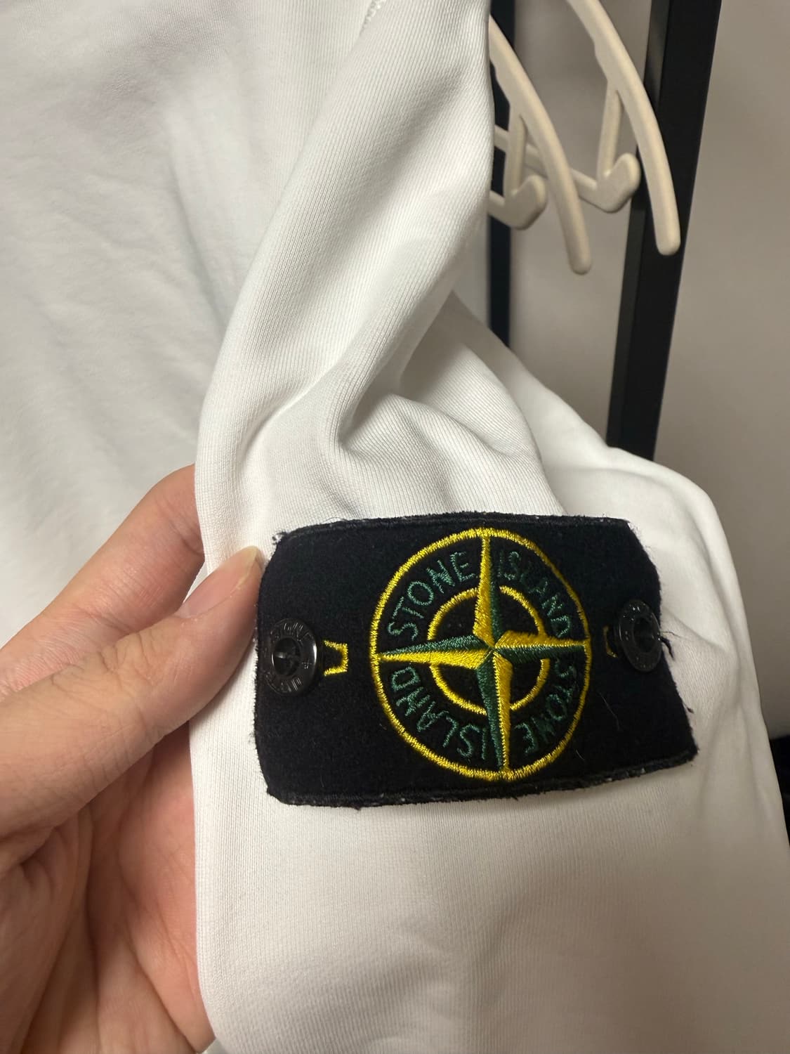 스톤아일랜드 맨투맨 화이트 xl 상품이미지2