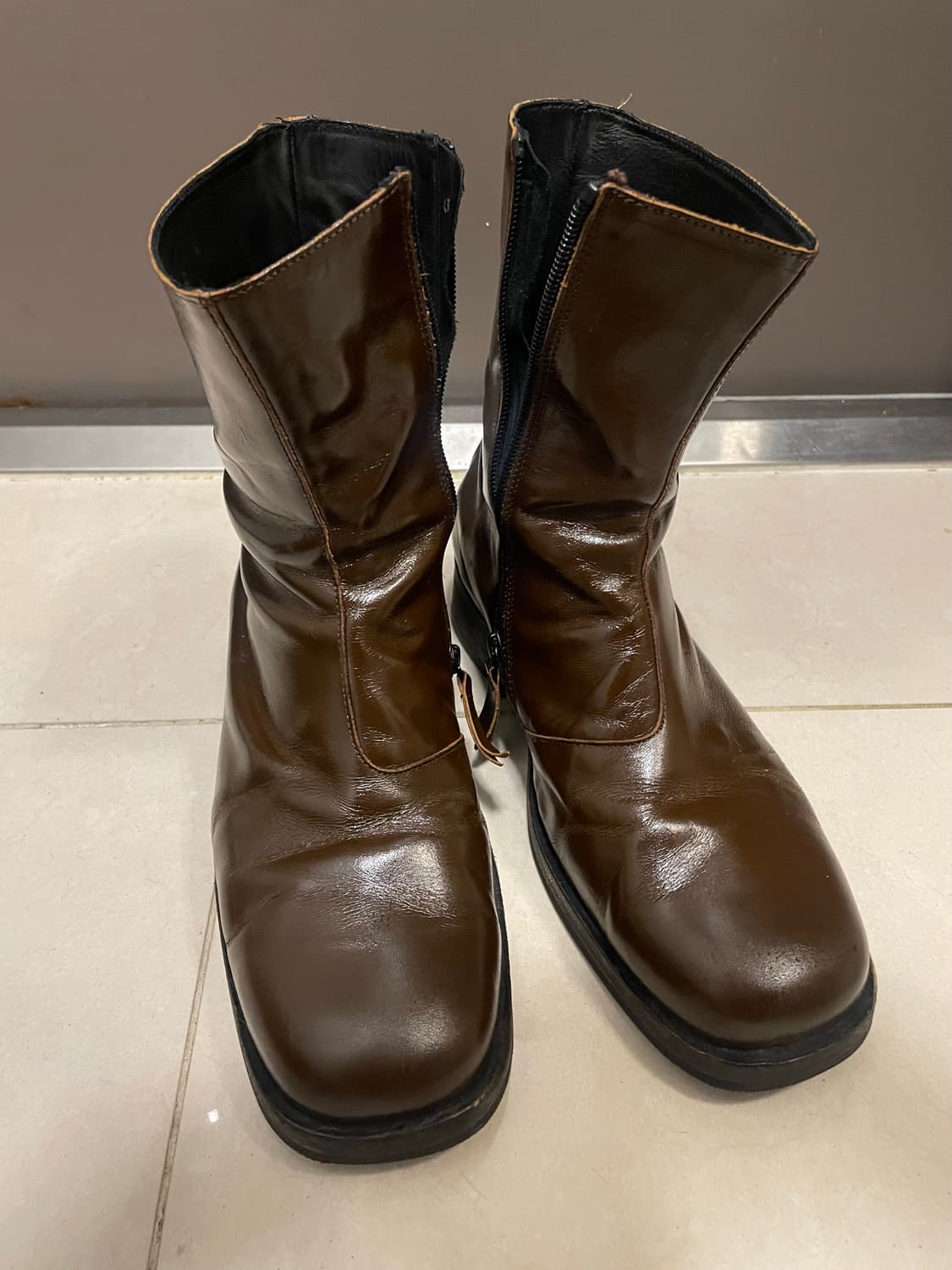 아워레가시 카미온 올리브 부츠 43사이즈 상품이미지1