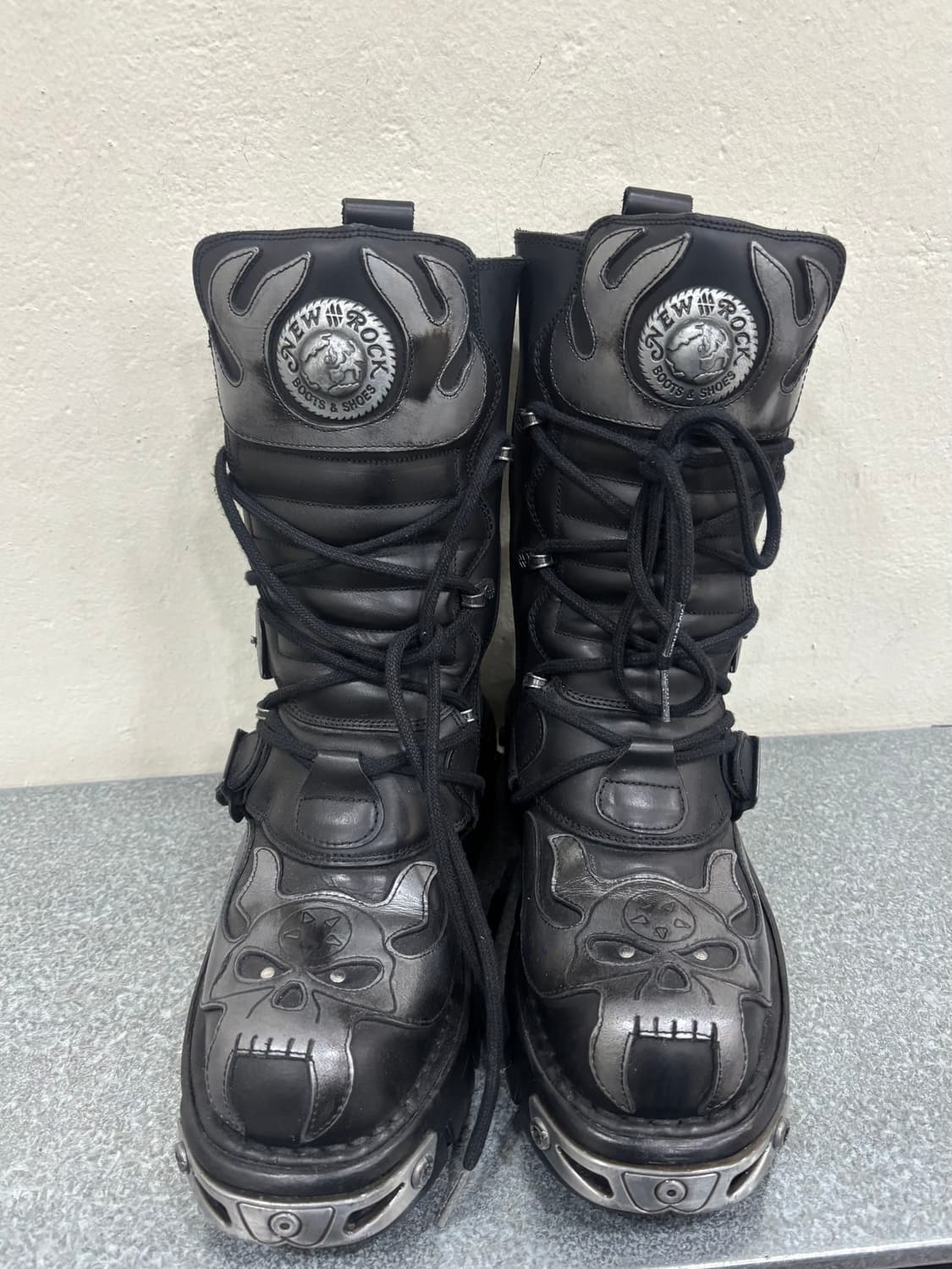 뉴락 그레이 메탈 부츠 상품이미지3