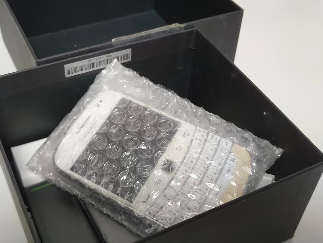 블랙베리 9900 화이트 풀박 상품이미지9