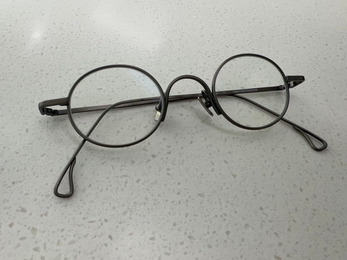 진저아이웨어 워커스 T Moon T 실버색상 판매합니다. 상품이미지2