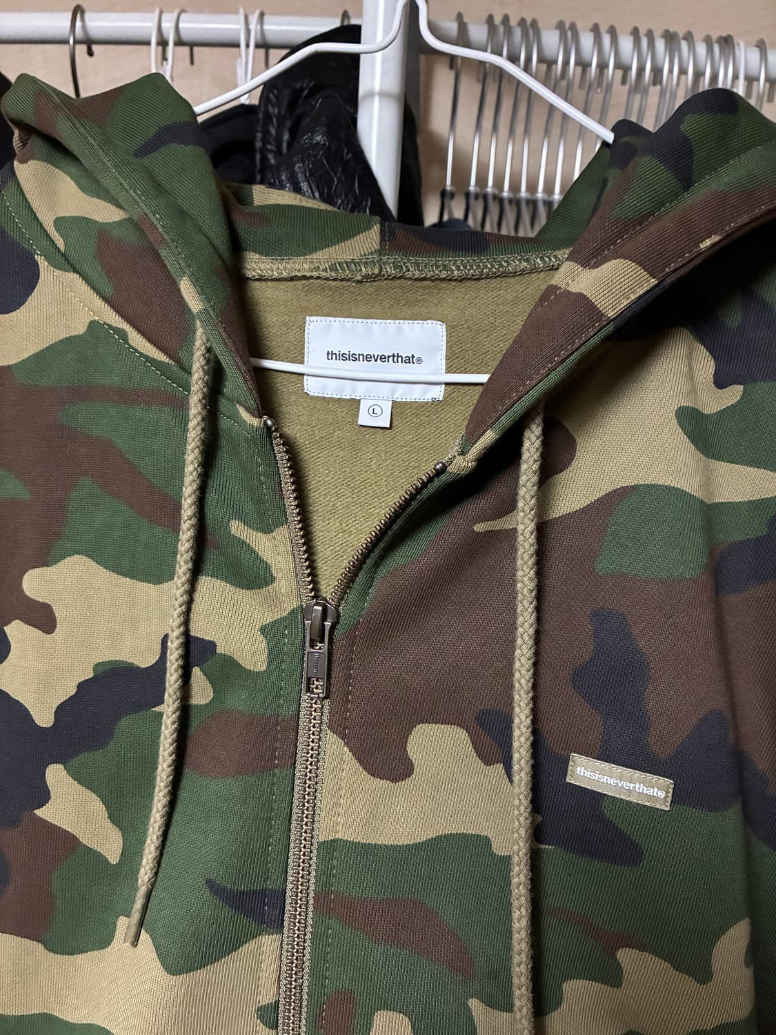 디스이즈네버댓 카모 후드집업 상품이미지2