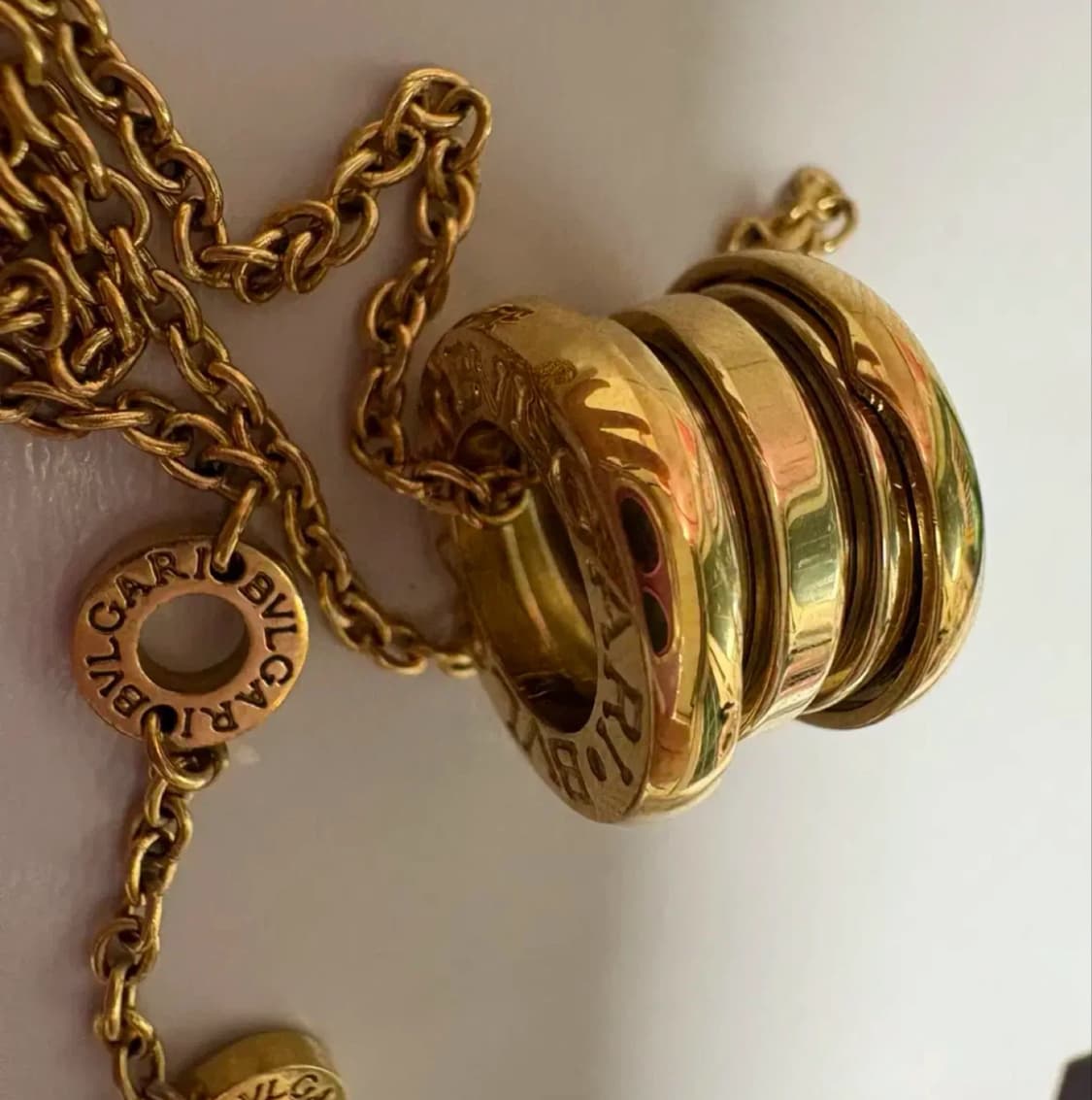 불가리 비제로원 골드 목걸이 상품이미지1