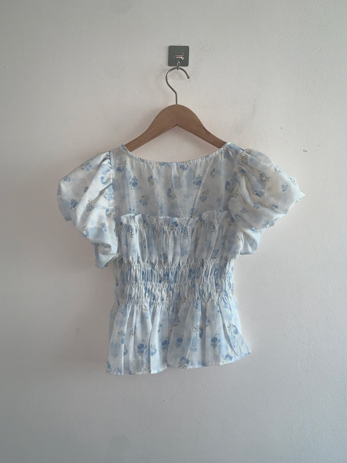 Floret shirring blouse top(sky blue) 상품이미지7
