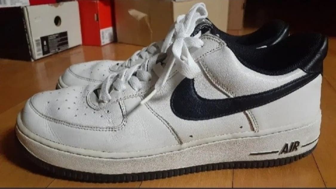 나이키 에어포스1 로우 흰검 반쭈글 2006년판 275 상품이미지1