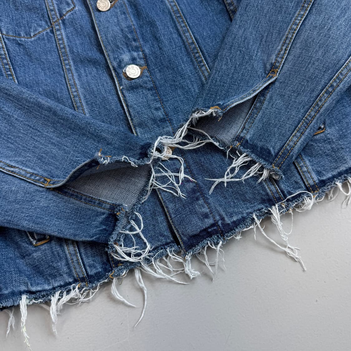 앤더슨벨 카라리스 논카라 데님 자켓 상품이미지6