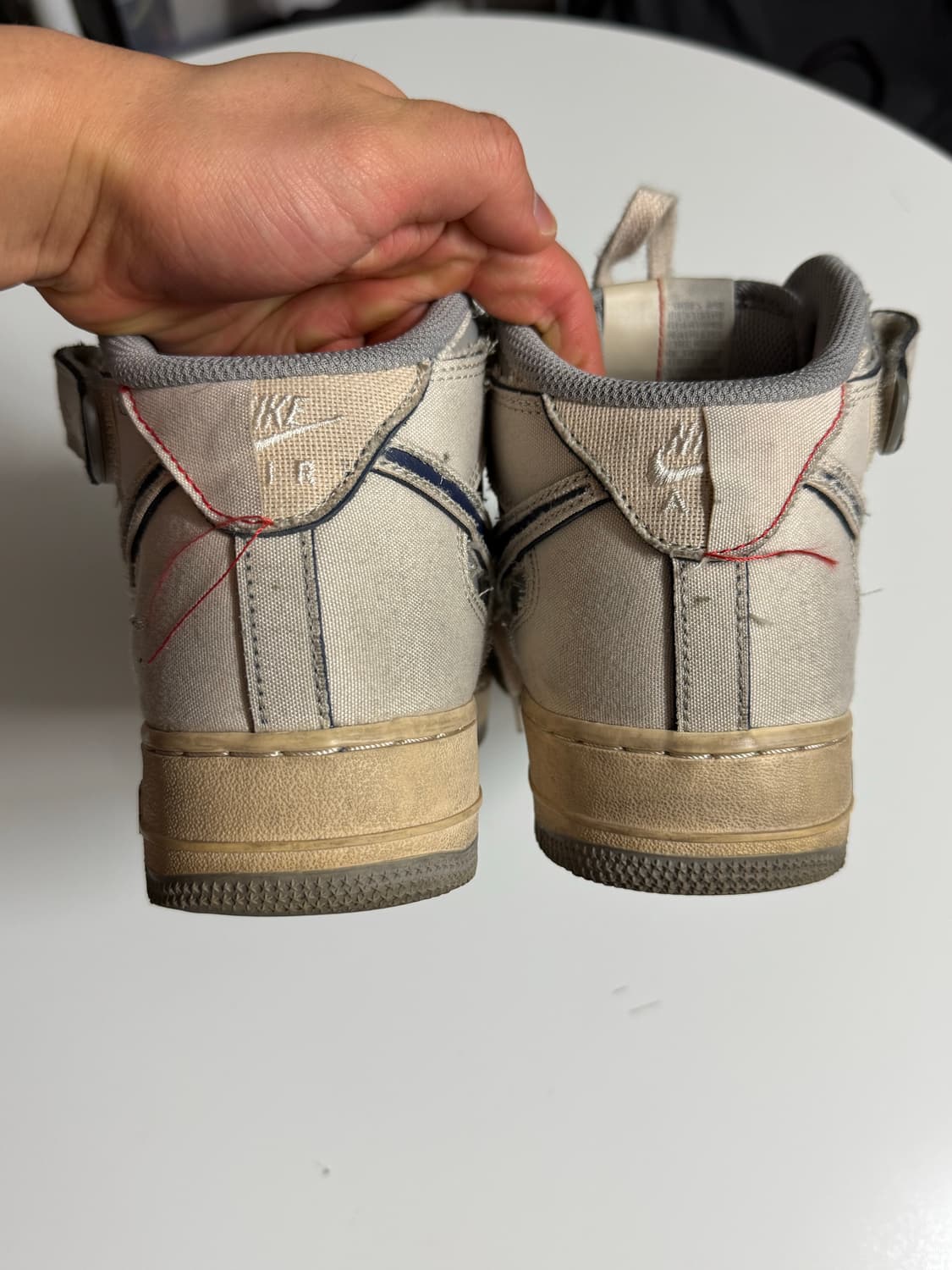 나이키 에어포스 1 미드 스니커즈 270 상품이미지3