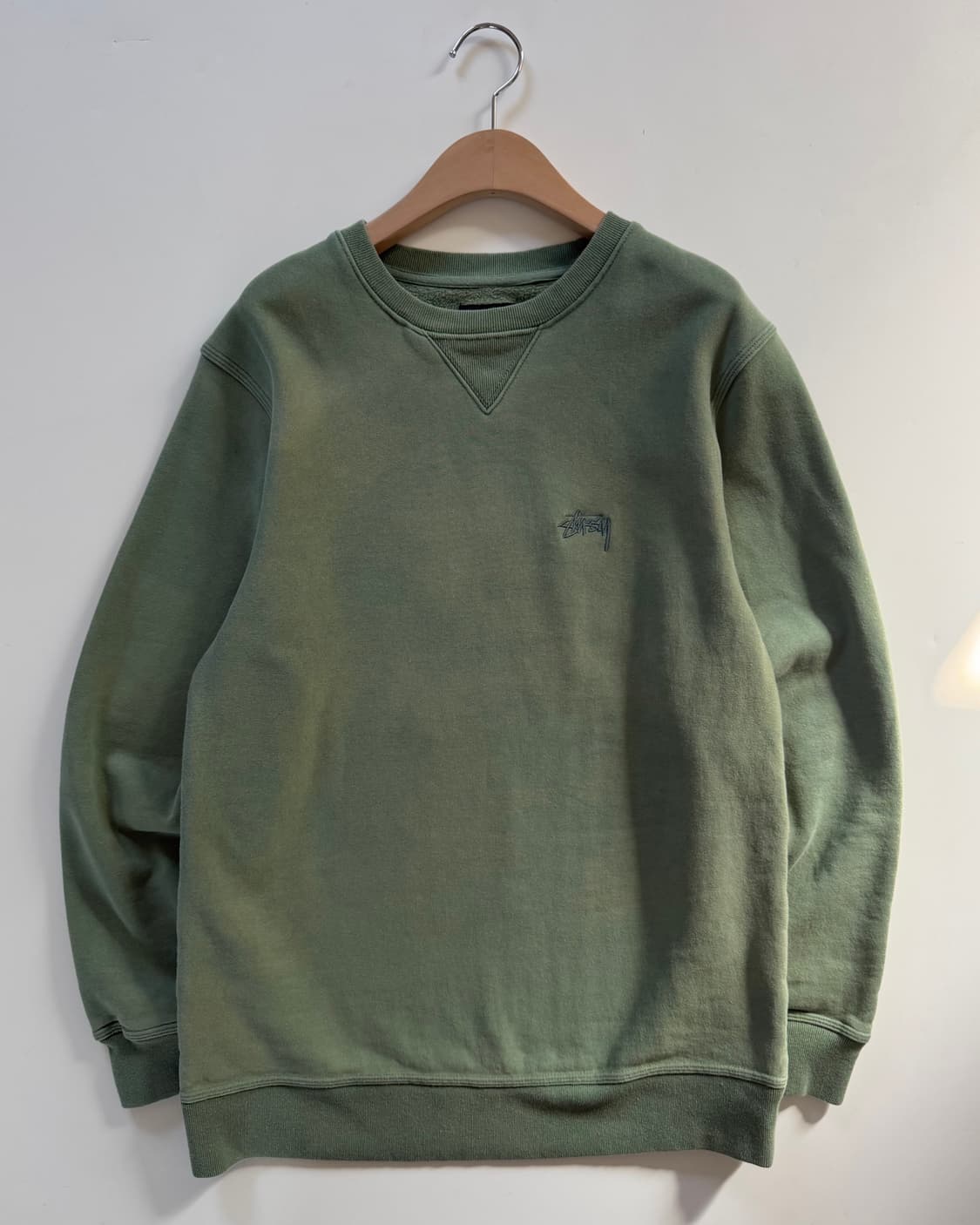 Stussy 스투시 스탁자수로고 맨투맨 상품이미지2