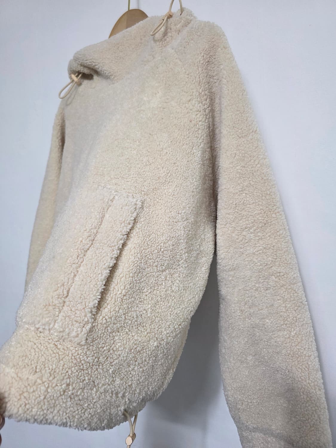 VINCE 빈스 아이보리 쉬어링 후디 OXS 루즈핏 상품이미지3