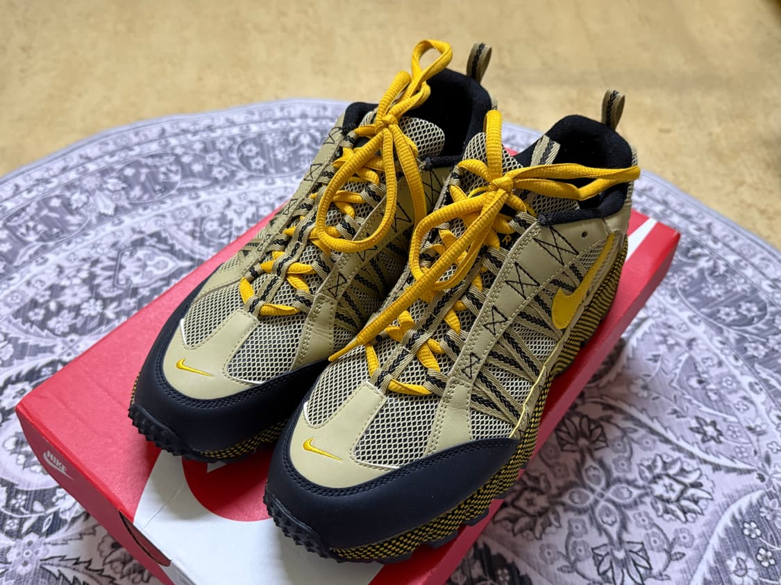 [풀박스] 나이키 에어 휴마라 위트 그래스 270사이즈 처분! 상품이미지1