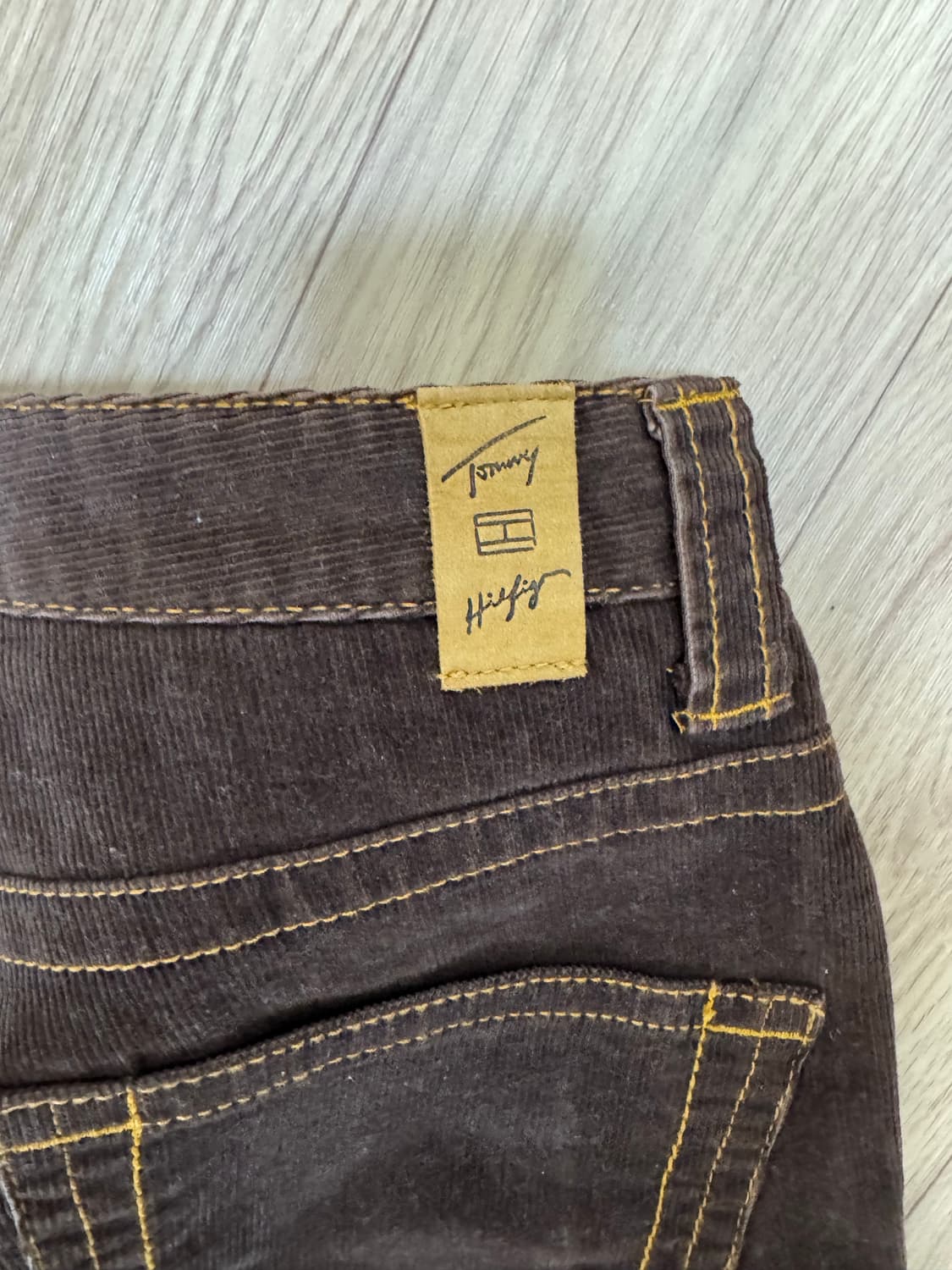 타미힐피거 로우라이즈 부츠컷 팬츠 상품이미지3