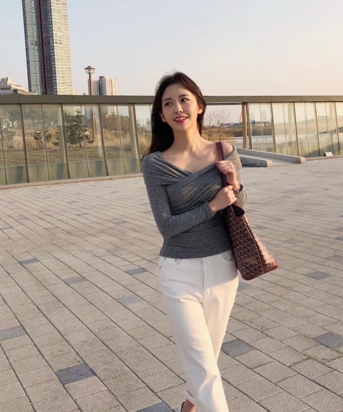 투웨이 오프숄더 티셔츠, 랩 티셔츠 상품이미지5